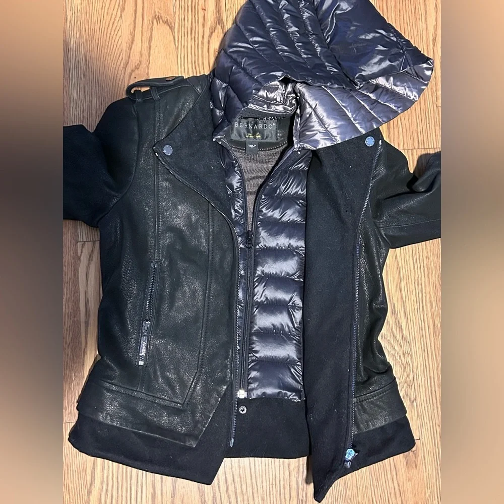 *BERNARDO Genuine Leather Moto Jacket w/ Detachable Hood – Size‎ S - Picture 10 of 15